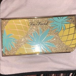 Too faced eyeshadow